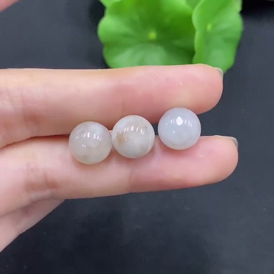 F28254675 Jadeite Beads Sell as a Lot