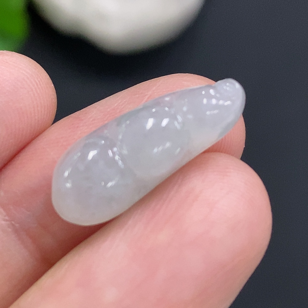 F27105253 Jadeite Lucky Bean Inlay Piece, Total Weight Approx. 1.5g