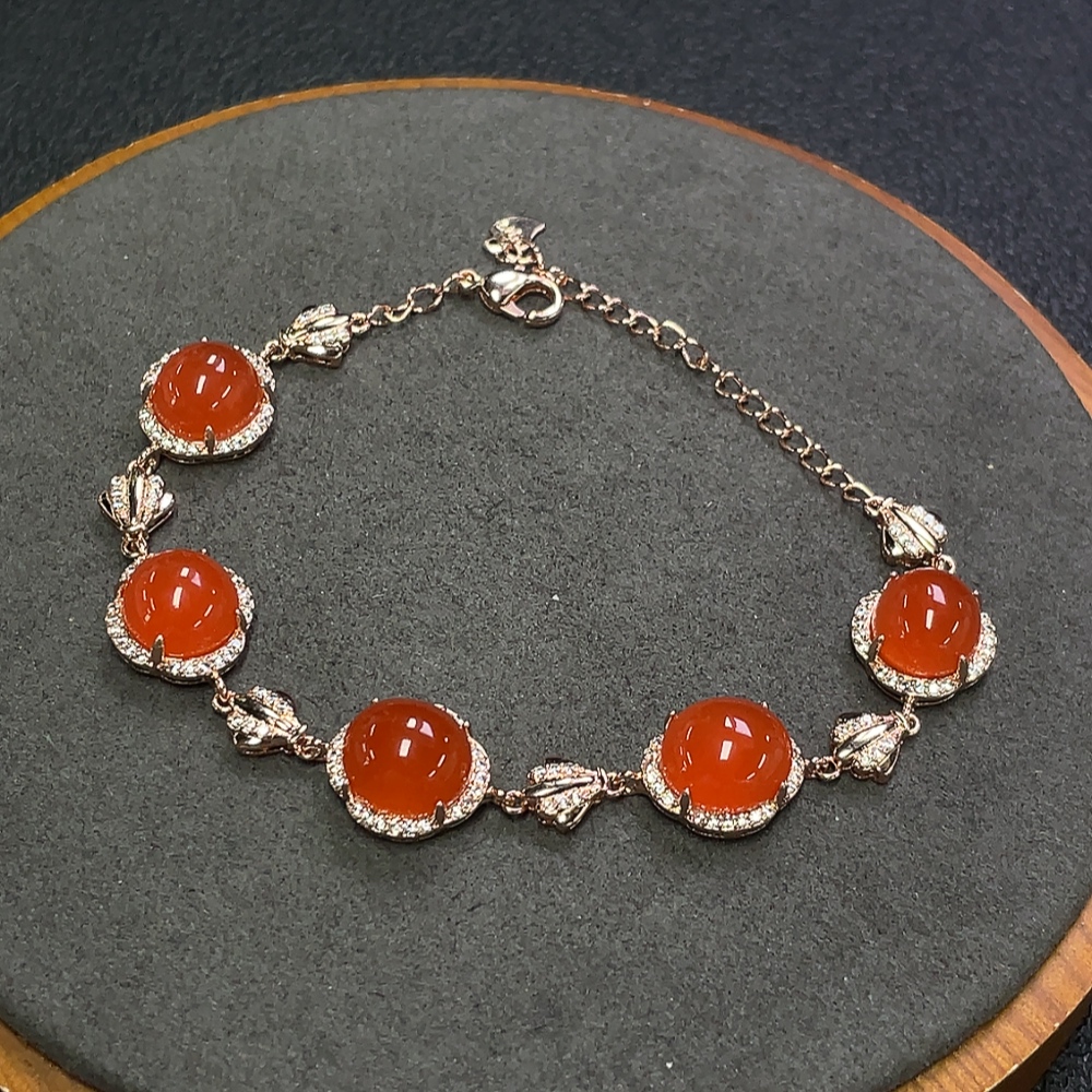 C31579207 Red Agate Bracelet Non-Gold Total Weight Approx.12.26g