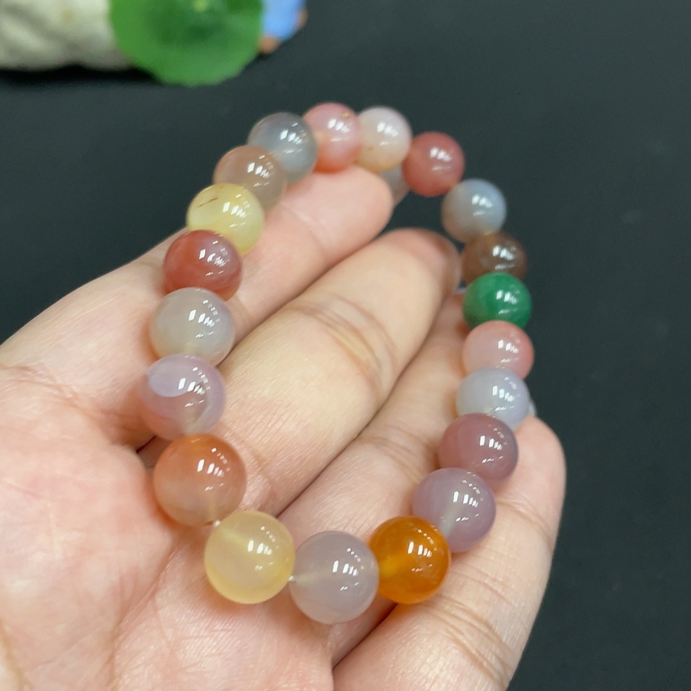 H33932226 Yanyuan Agate Bracelet, approx. 9.4mm, total weight approx. 25.6g, with stone impurities