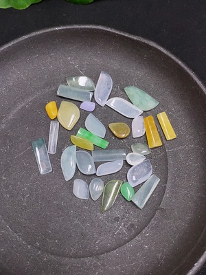 F32758211 Jadeite Inlaid Pieces Wholesale Lot (Color Origin Undetermined)