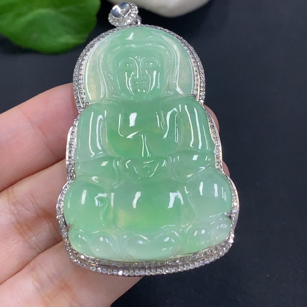 F33883557 Jadeite Guanyin Pendant in 18K Gold with Diamond Accents, Total Weight Approximately 18g