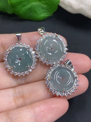 F34001515 Jadeite Inlaid Pendants Sell as a Lot Non-Gold Inlaid