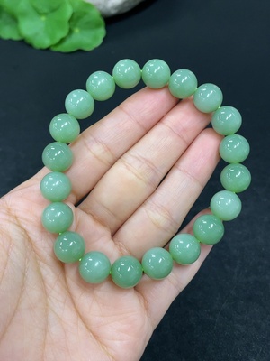 H46559573 和田玉手串   卡9.9mm左右     货品总重约31.7g