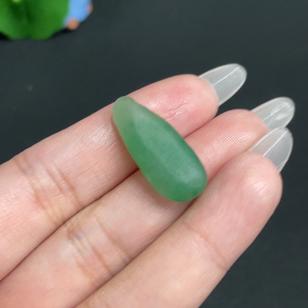 H27082444 African Emerald (Dulong Jade)