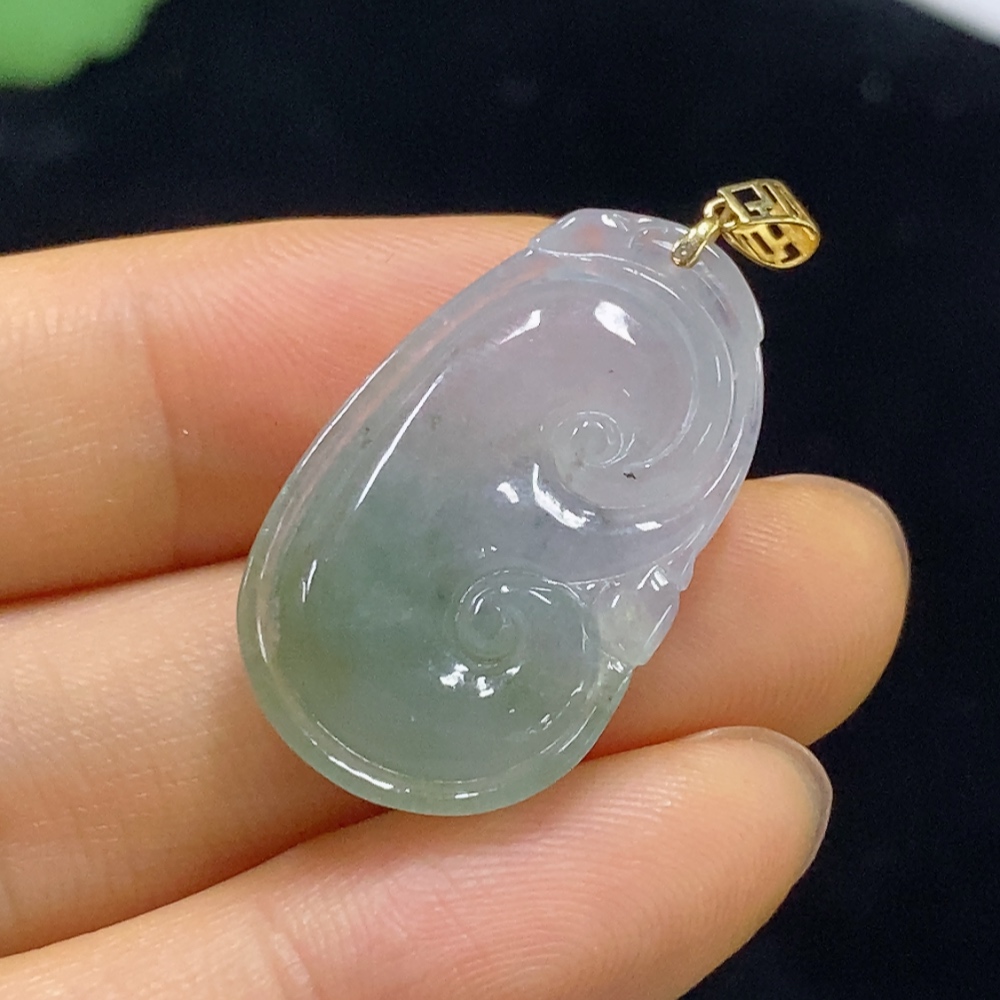 F34025047 Jadeite Pendant Ruyi with 18K Bezel Total Weight Approx. 4.18g