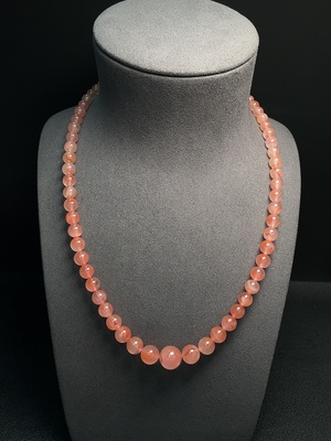 C30468884 Red Agate Beaded Necklace (Non-Gold) with Visible Organic Matter