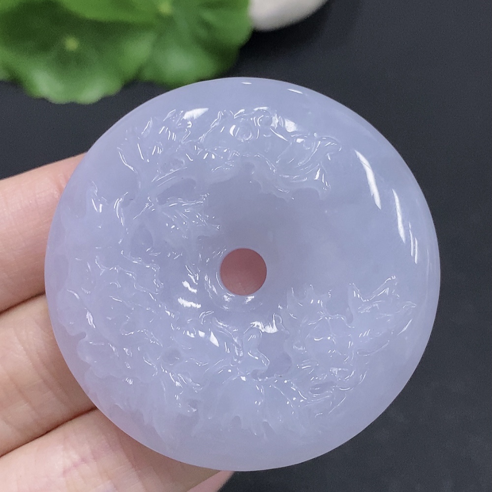 F32757854 Jadeite Peace Knot, Total Weight Approximately 47g