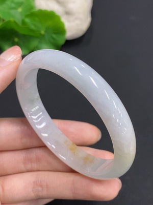 F35156186 Jadeite Imperial Concubine Bracelet, Total Weight About 43.4g, Size 59/52