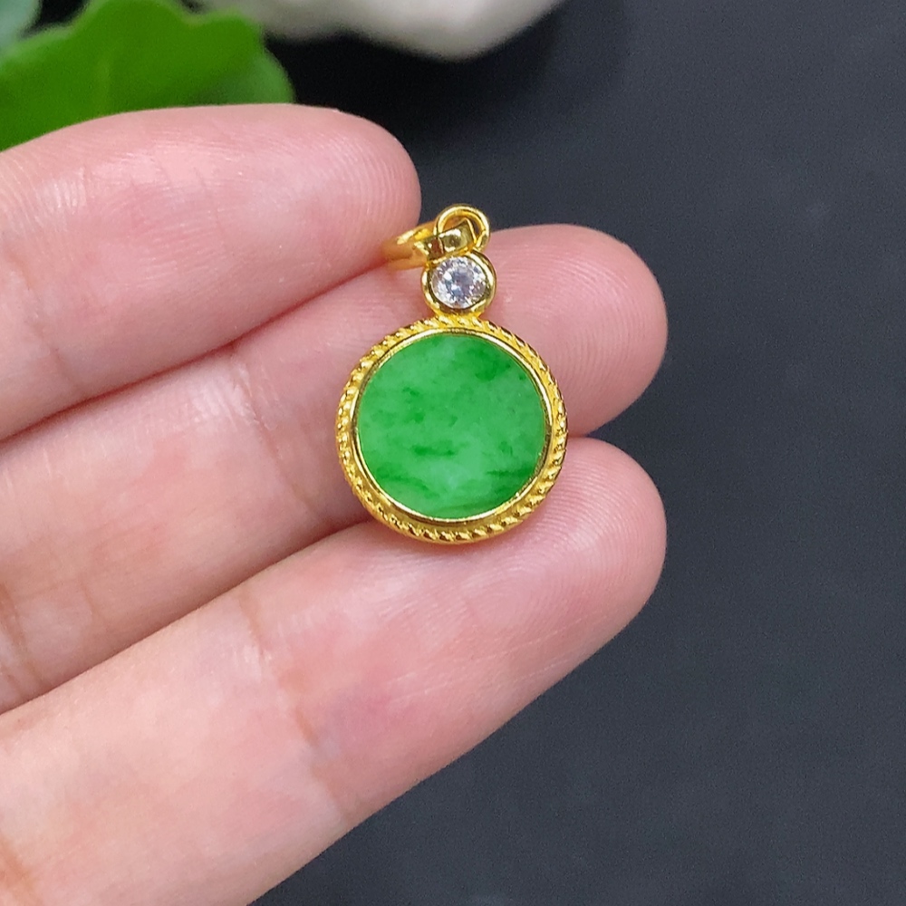 F34023180 Jadeite Plain Pendant Inlaid Pendant Non-Gold Inlaid Total Weight About 1.9g