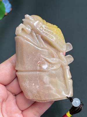 H23608838 Shoushan Stone Handheld Piece, A Startling Debut