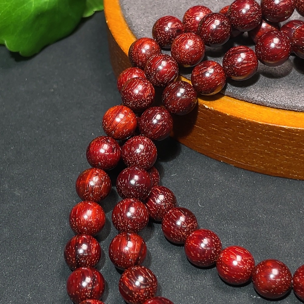 W33842752 Rosewood Long Strand, Total Weight Approx. 29.9g, Bead Size 8mm