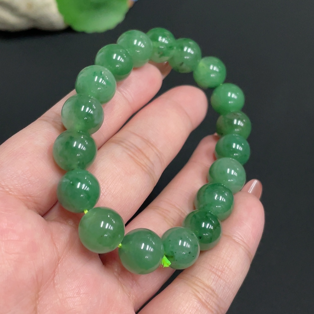 H34073850 African Emerald (Dulong Jade)