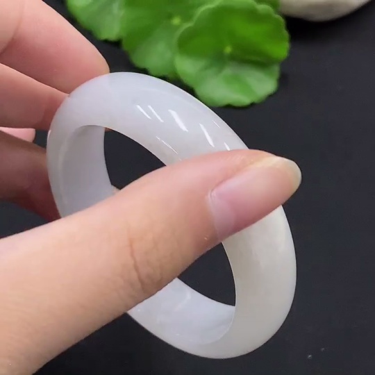 F33927049 Jadeite Concubine Bracelet Size 54.2/48.2 Total Weight Approx. 45.77g