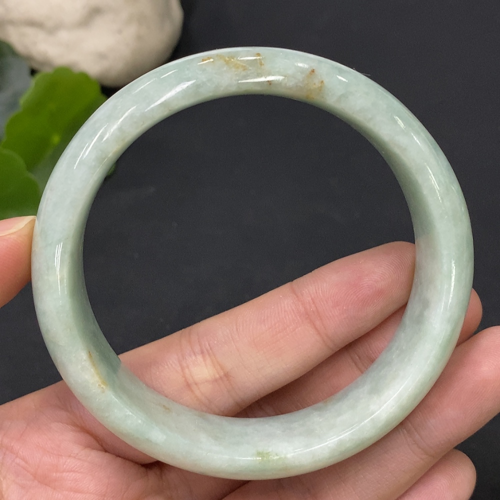 F28198108 Jadeite Round Bangle