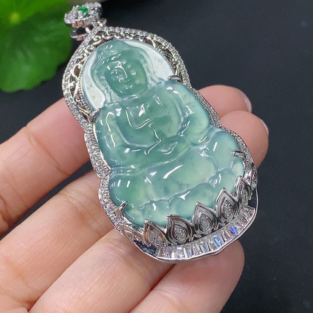 F28181666 Jadeite Guanyin Pendant Total Weight Approx. 17.2g (Non-Gold-Inlaid)