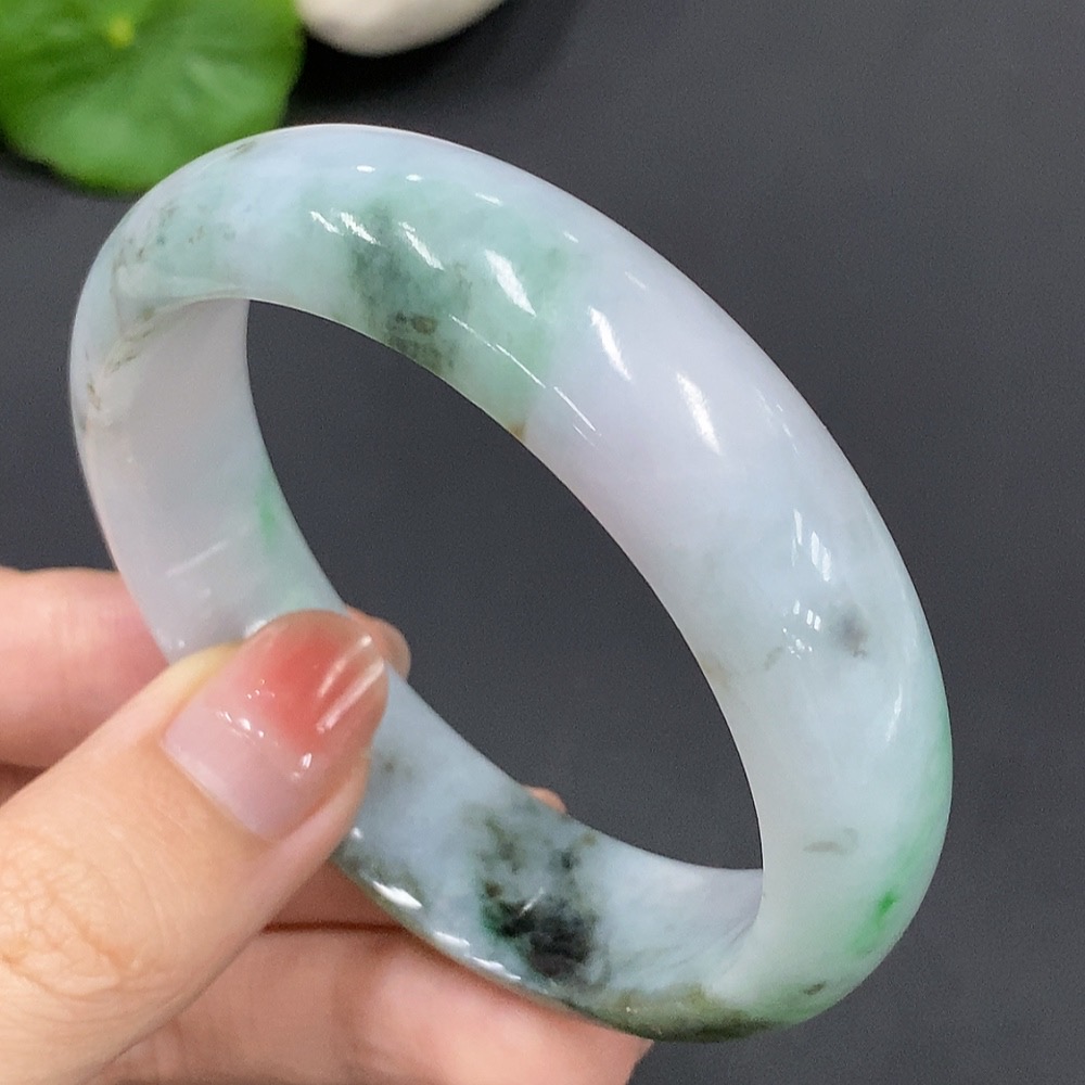 F16754350 Jadeite Regular Bangle Size 55