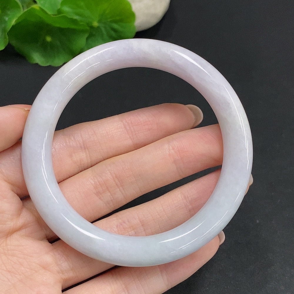 F34061261 Jadeite Round Bangle Total Weight Approx. 52.5g Size 57.5