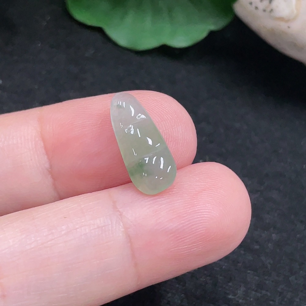F33826843 Jadeite Inlaid Piece Total Weight Approx. 0.56g