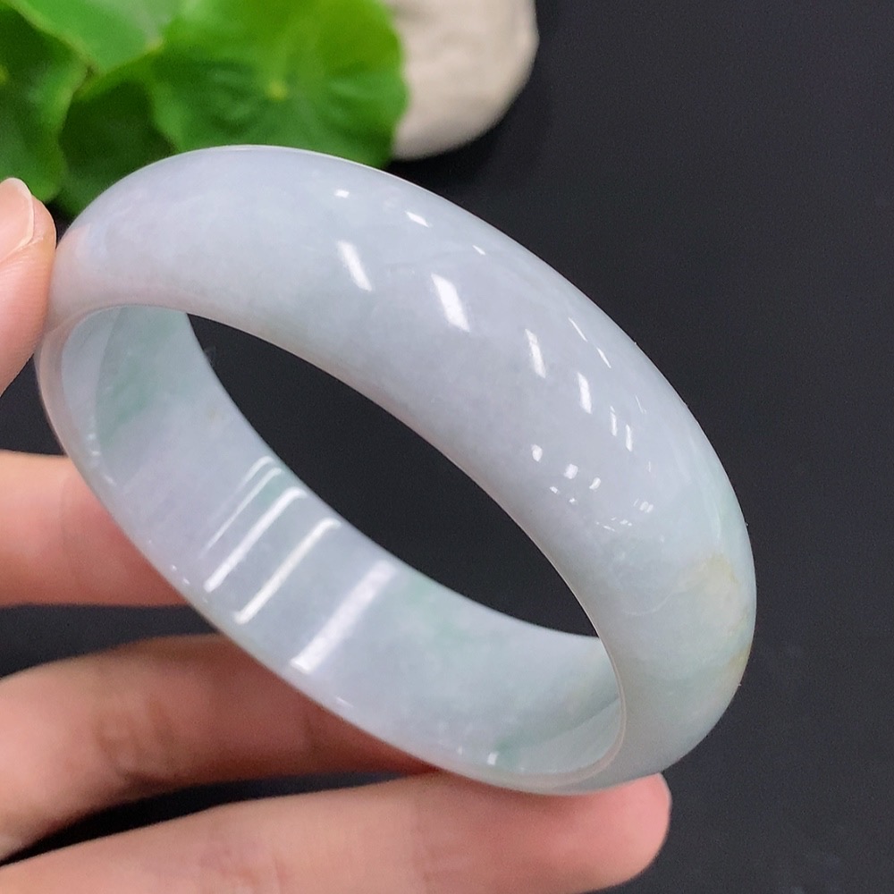 F30513919 Jadeite Round Bangle Total Weight Approx. 56.5g Size 56