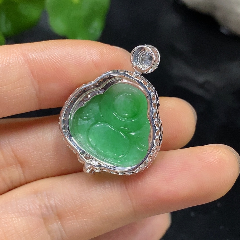 F23636693 JadeiteBuddha Pendant with 18K Gold Setting, Total Weight Approx. 5.68g