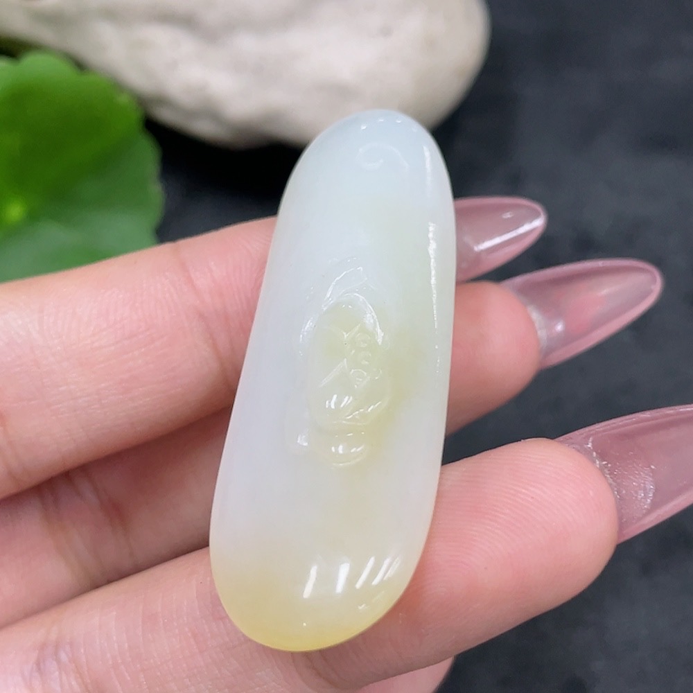 H32823880 Hetian Jade Pendant Lotus Total Weight Approx. 9g