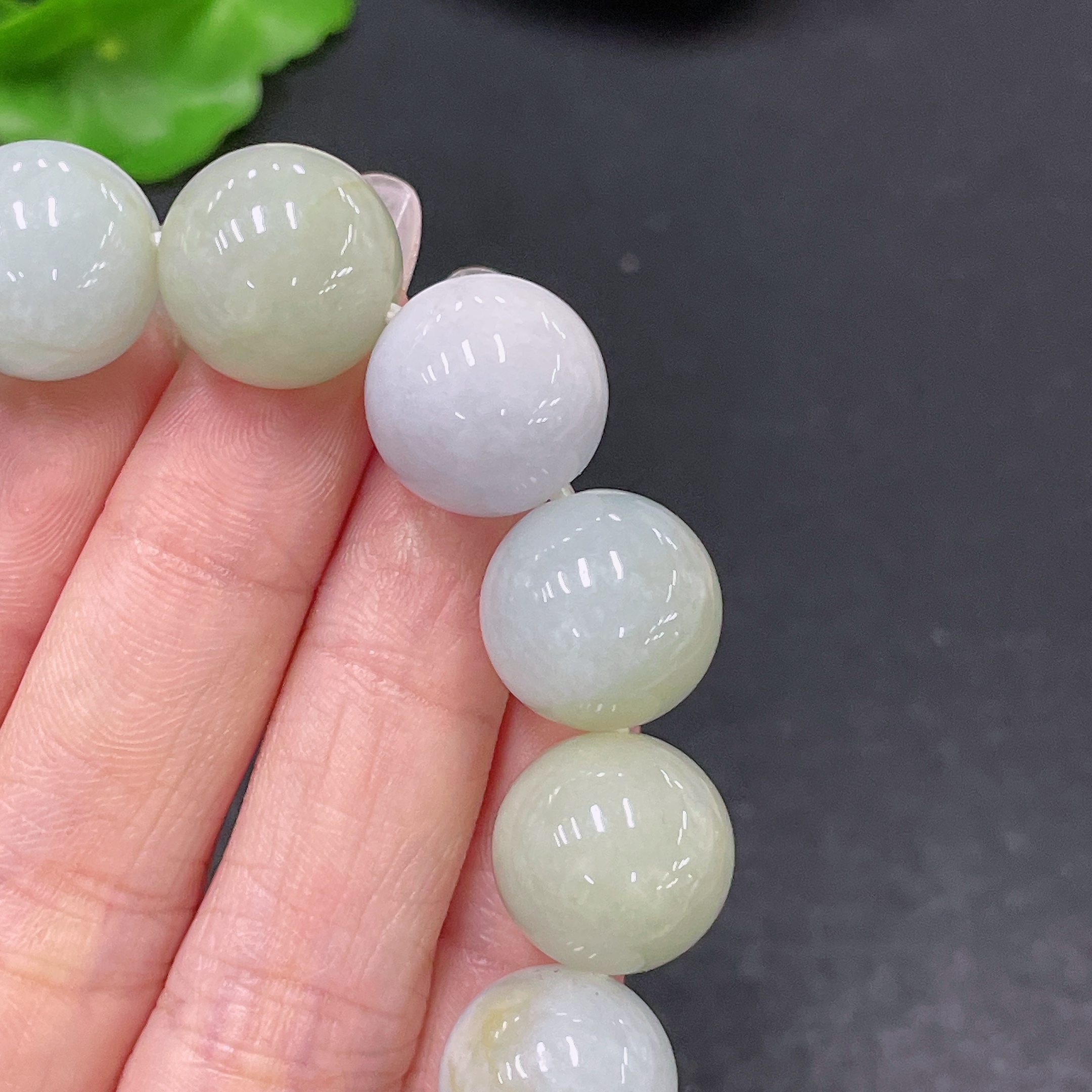 F35138749 Jadeite Bracelet, Total Weight Approximately 93.09g, Size Around 15.3mm