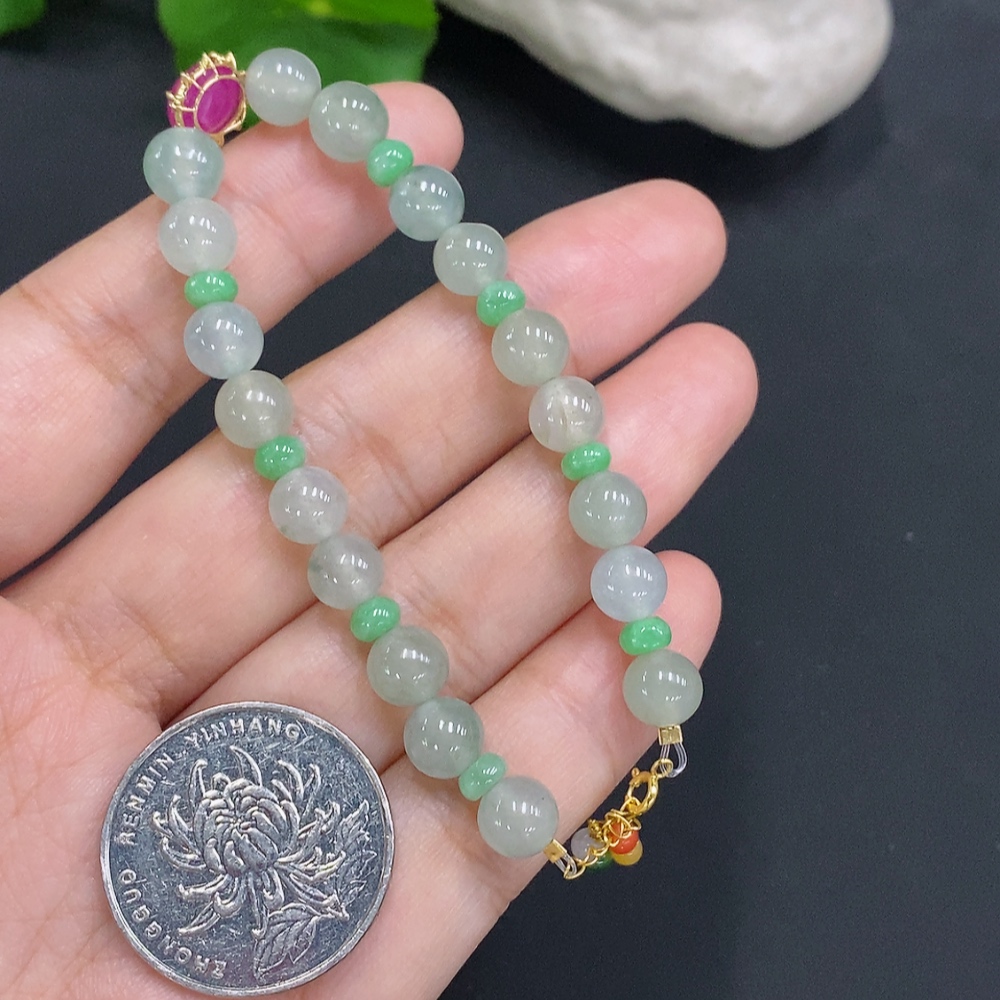 F31622252 JadeiteBead Necklace, approx. 6.7mm (18K Gold), total weight approx. 12.5g (color origin undetermined) (matching beads not Grade A)