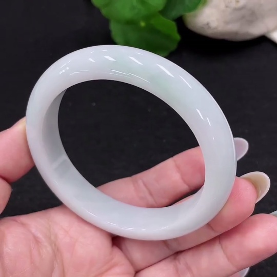 F33898562 Jadeite Round Bangle Size 56.2 Total Weight Approx.57.11g