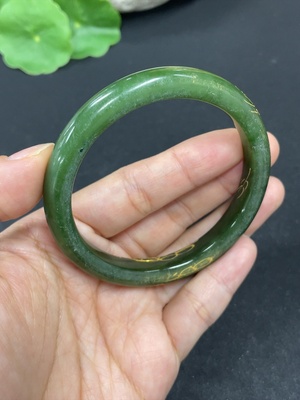 H46531875 和田玉碧玉正圈手镯    圈口54.5    货品总重约30.6g