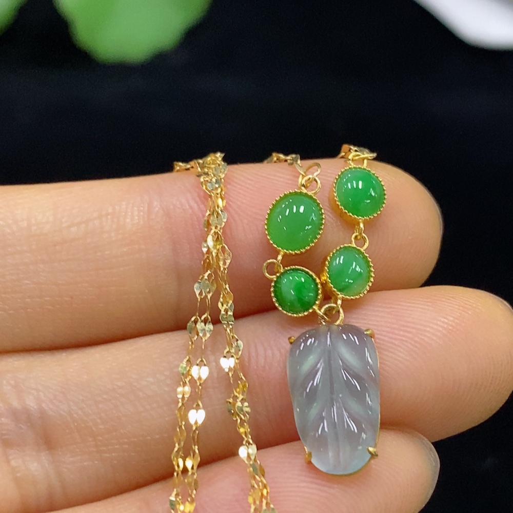 F34024123 Jadeite Leaf Inlay Pendant 18K Gold Total Weight Including Chain Approx. 1.4g
