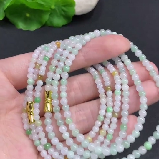 F34061624 Jadeite Beads Sell as a Lot Non Gold Inlaid