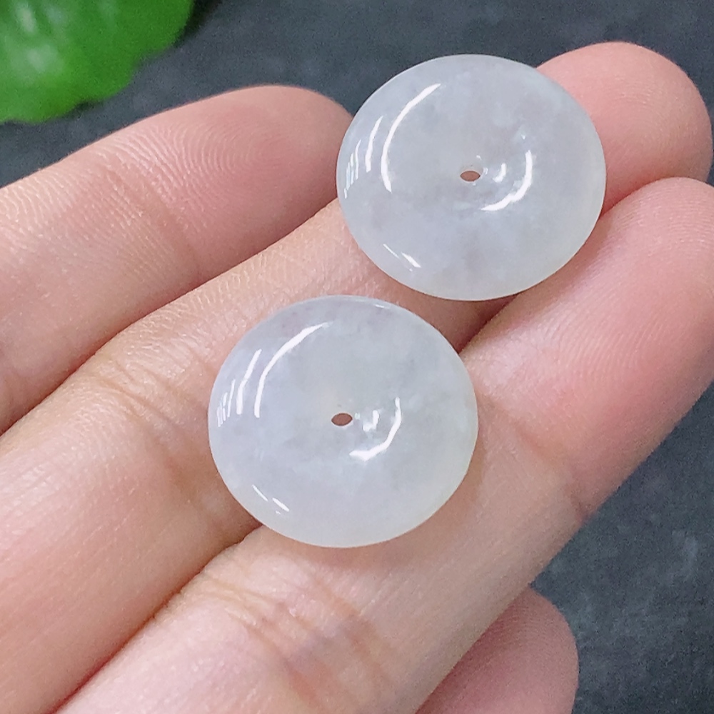 F33943094 Jadeite Peace Knot Pendant