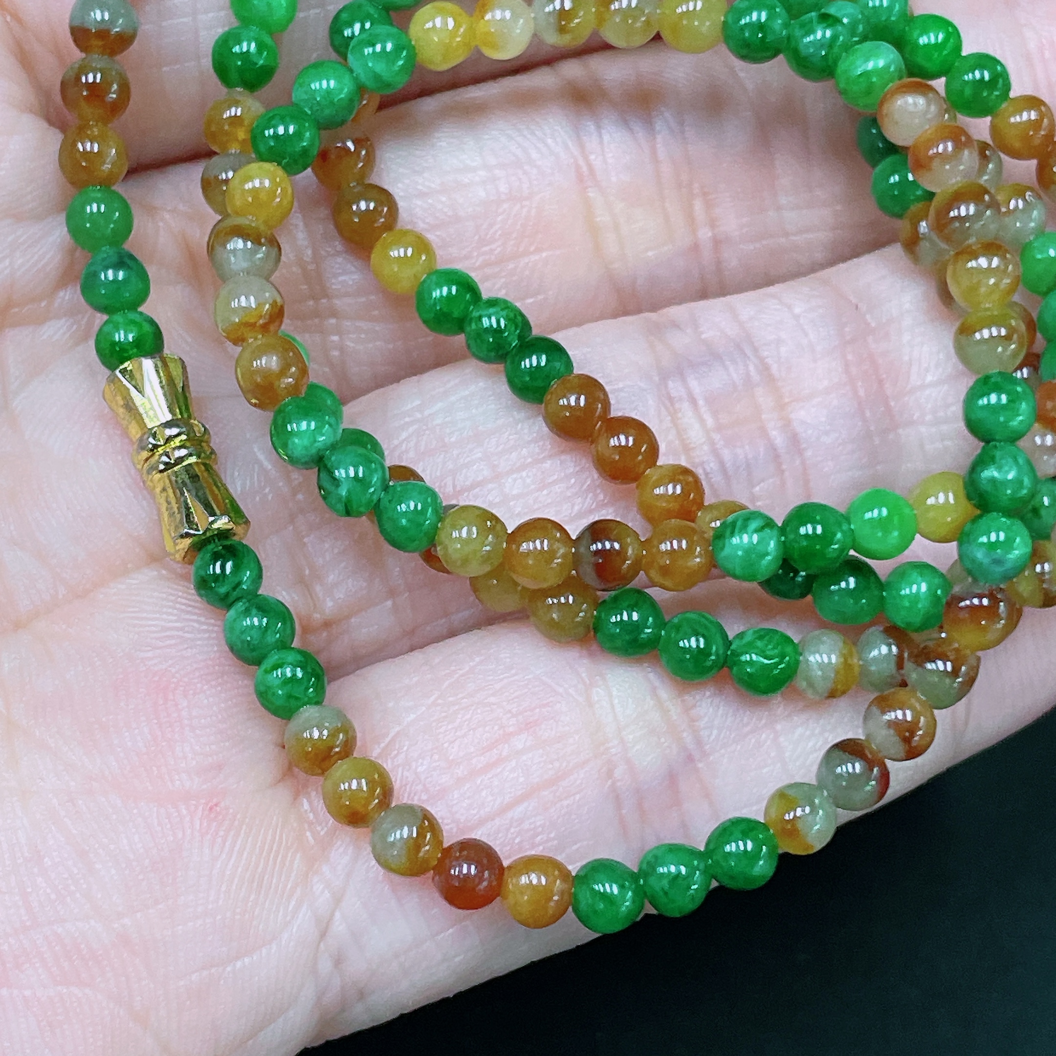 F33865689 Jadeite Bead Necklace Approx. 3.6mm Total Weight Approx. 14.13g Non-Gold Color Origin Undetermined