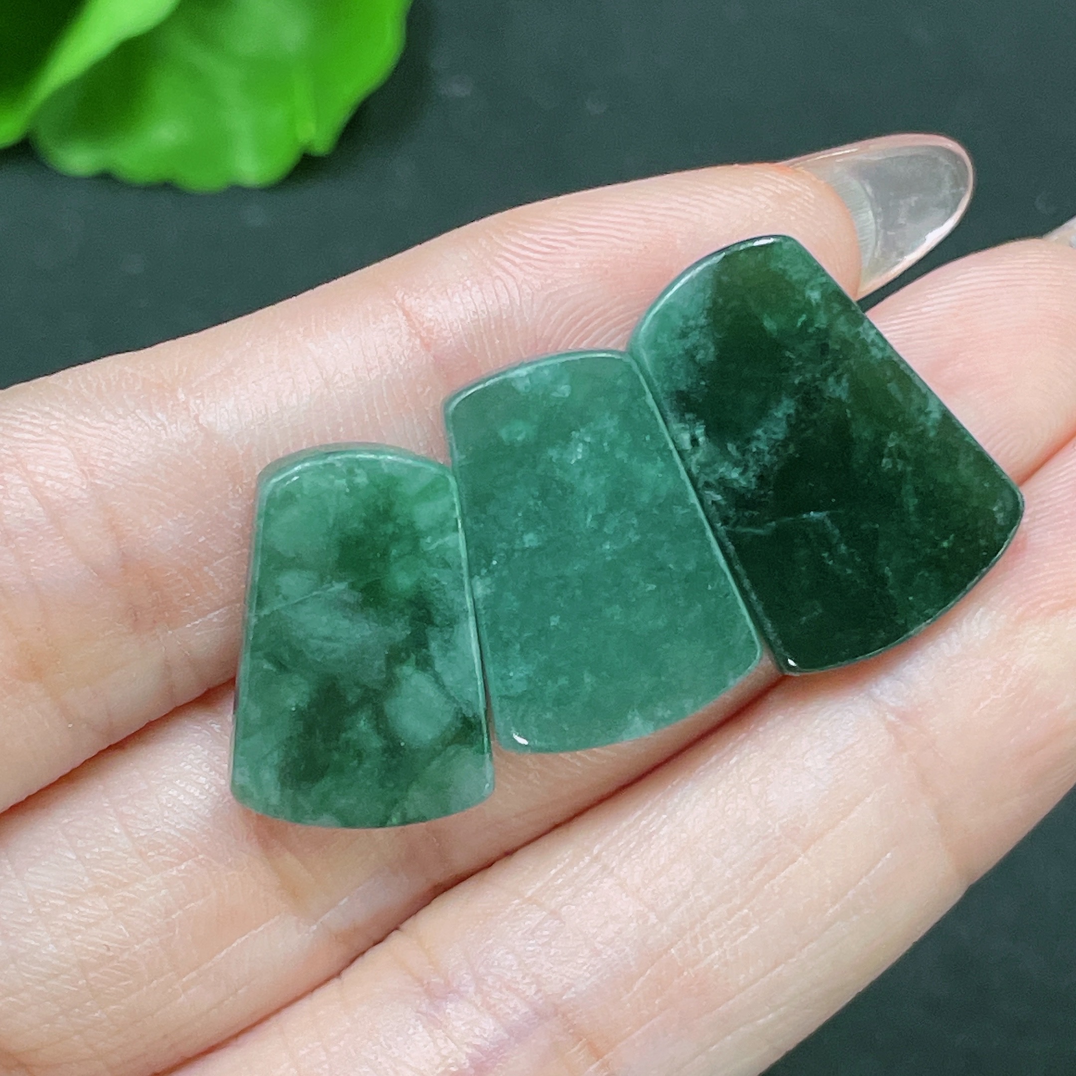 F34020871 Jadeite Inlaid Pieces Sell as a Lot