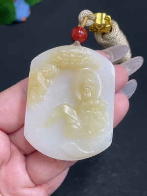 H27128764 Hetian Jade Pendant Guanyin with Non-Hetian Jade Beads Total Weight Approx. [with Rope] 62.7g