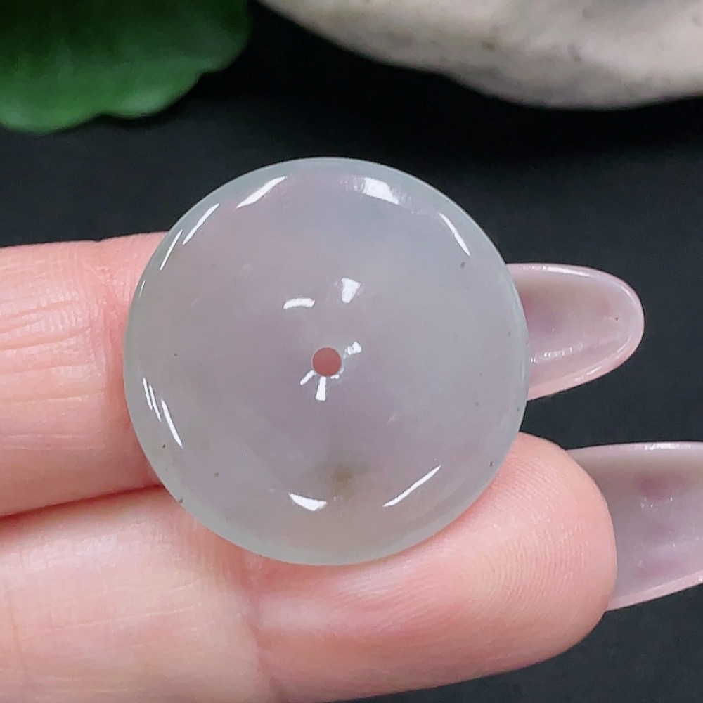 F34069191 Jadeite Safety Buckle Pendant, Total Weight Approx. 4.2g