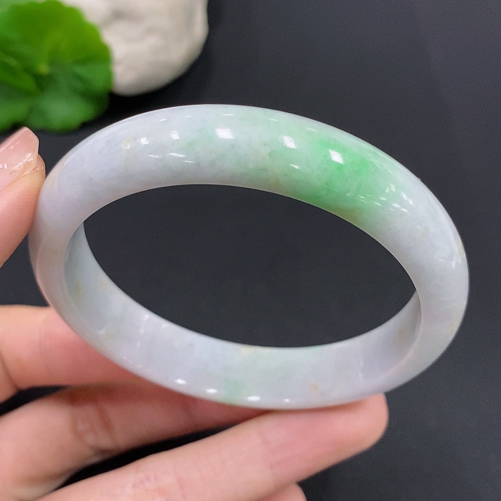 F28272257 Jadeite Round Bangle Total Weight Approx. 46.1g Size 56.5