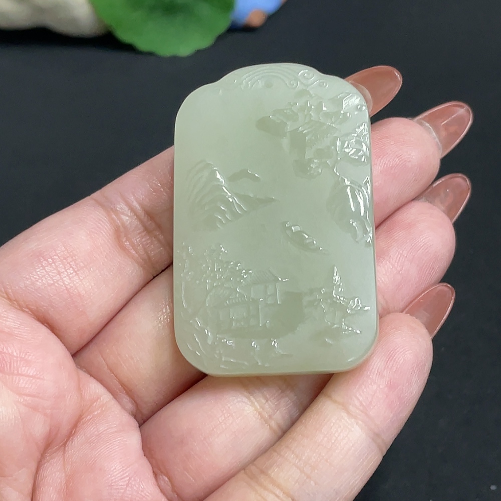 H35101352 Hetian Jade Pendant Guanyin Total Weight Approx. 39.5g