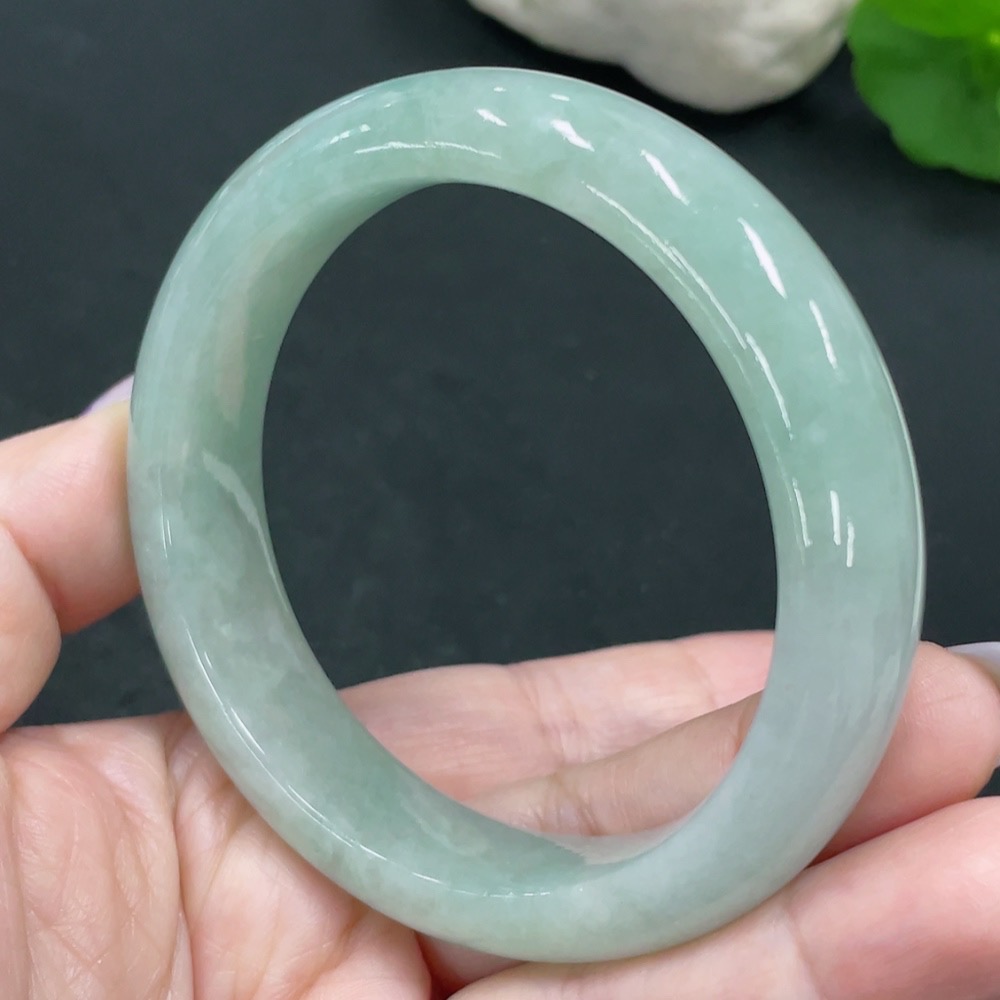 F27064645 Jadeite Round Bangle Size 56.4 Total Weight Approx. 66.7g