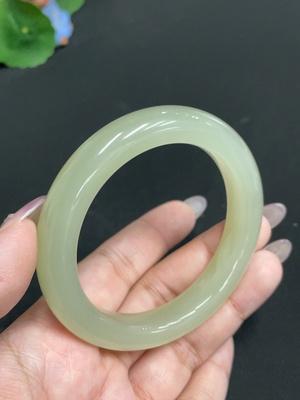 H33931257 Hetian Jade Round Bracelet Size 55.8 Total Weight Approx. 58.4g