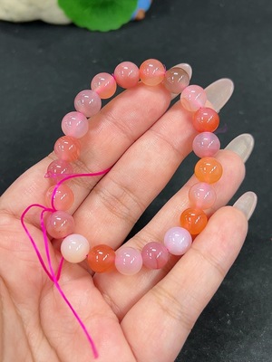 H41939341 盐源玛瑙手串 卡8.3mm左右 仅红色 货品总重约18.7g