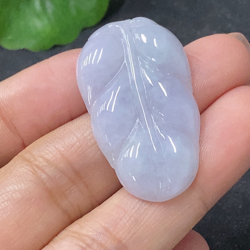 F34030989 Jadeite Pendant Leaf Total Weight Approx. 4.24g