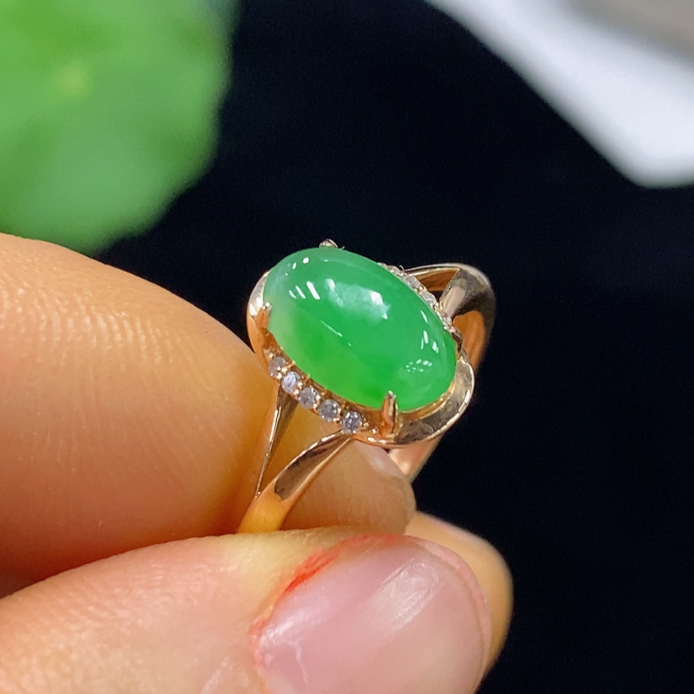 F35094071 Jadeite Ring with 18K Gold and Diamond Accents, Total Weight Approx. 2.41g, Size 14