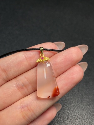 C34008005 South Red Agate Pendant Non-Gold Total Weight Approx. 4.29g Including Cord
