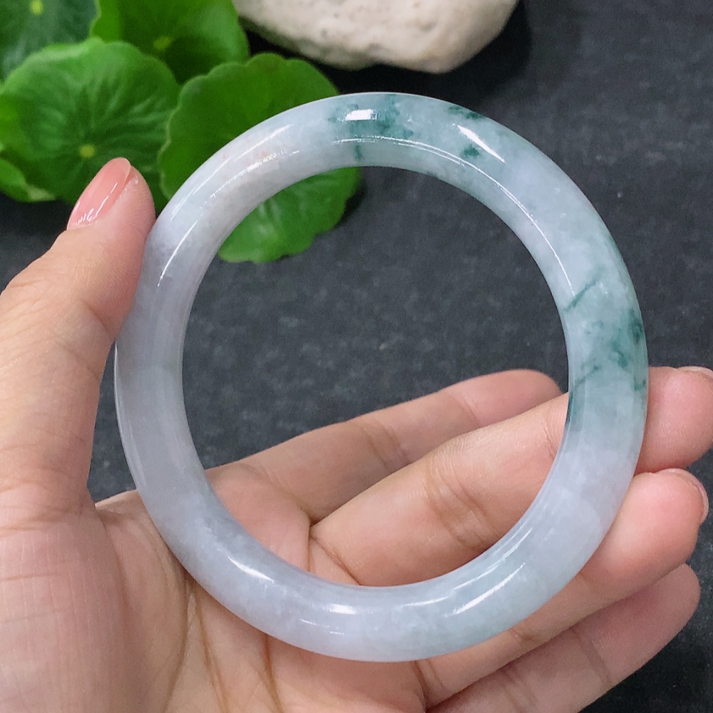 F34977037 Jadeite Round Bangle, Total Weight Approx. 47.9g, Size 55.1, with Breakage/Defects