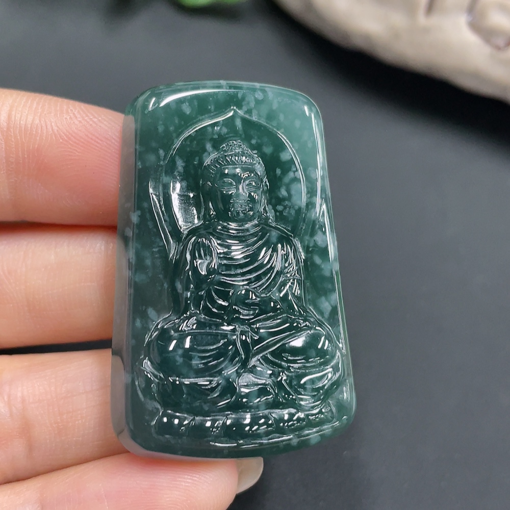 F19151833 Jadeite Pendant Guanyin Total Weight 22.592g