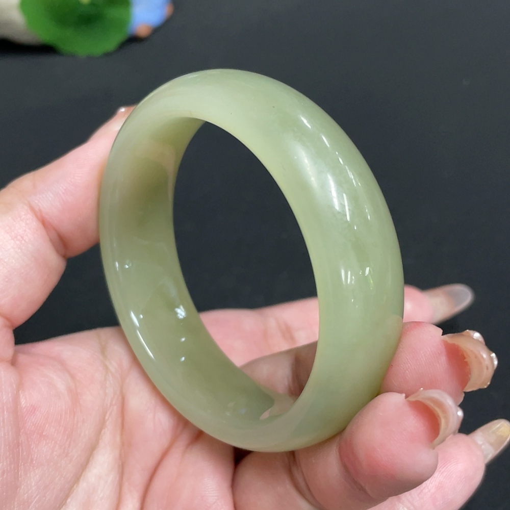 H32782056 Hetian Jade Round Bracelet Size 54.8 Total Weight Approx. 63g