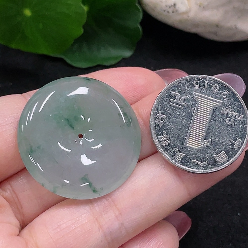 F32810084 Jadeite Safety Buckle Pendant, Total Weight Approx. 12.3g