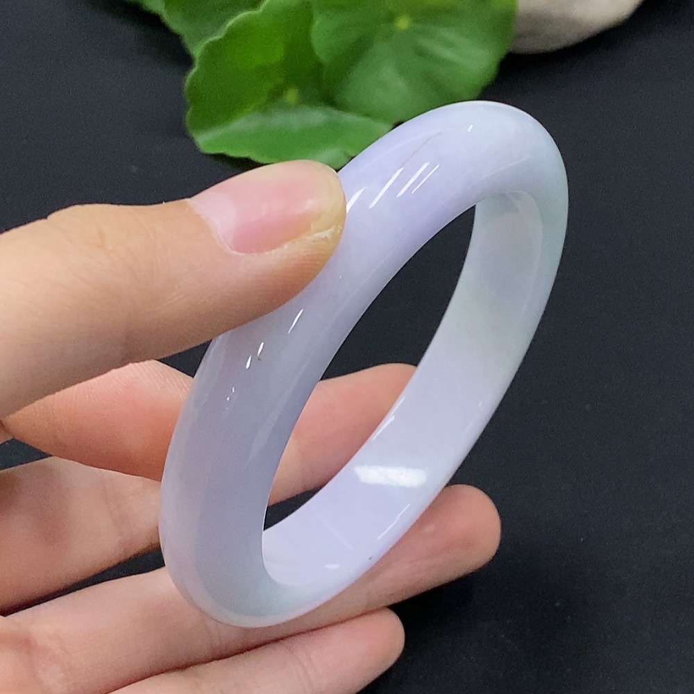 F33833460 Jadeite Round Bracelet, Size 55.4, Total Weight Approx. 59.88g